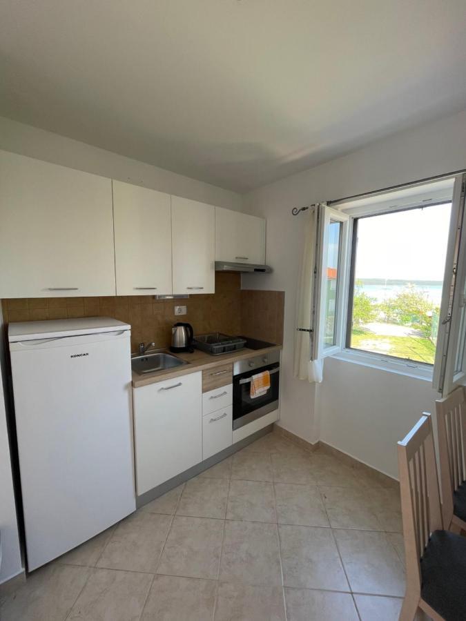 Oaza Apartment Nerezine Bagian luar foto