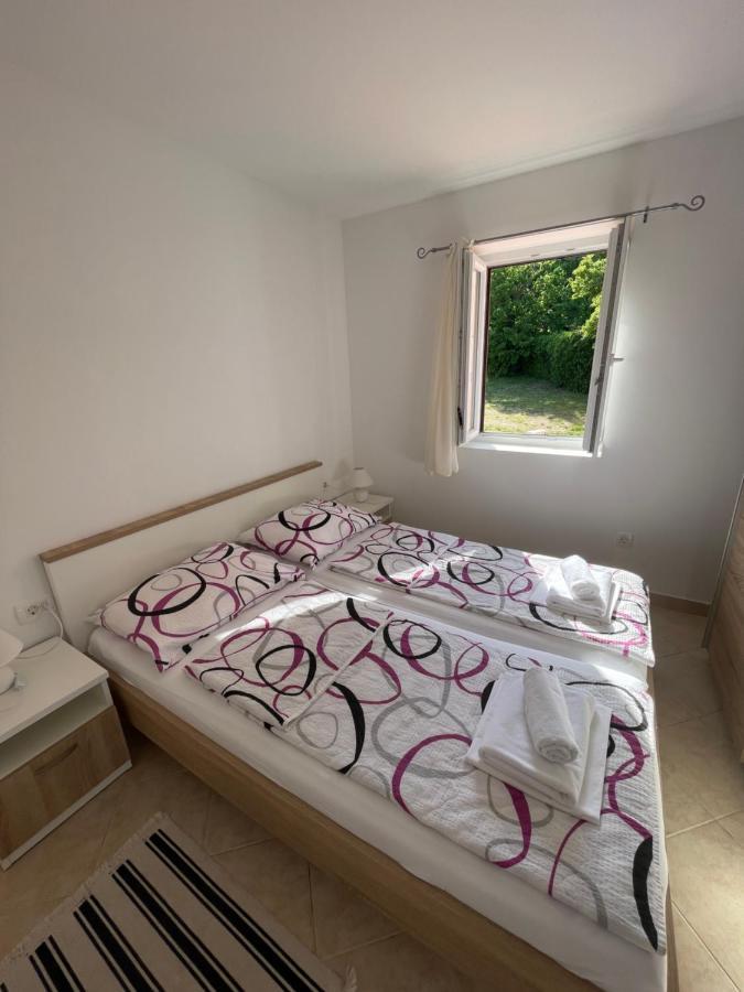 Oaza Apartment Nerezine Bagian luar foto