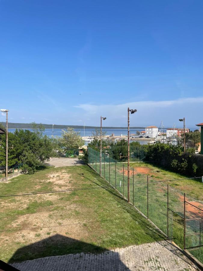 Oaza Apartment Nerezine Bagian luar foto